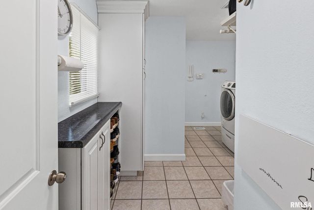 521 Marquis Avenue, Centralia, IL 62801