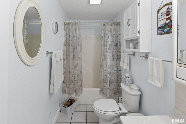 521 Marquis Avenue, Centralia, IL 62801