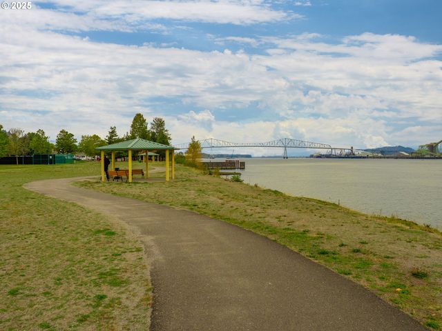 0 W B St, Rainier, OR 97048