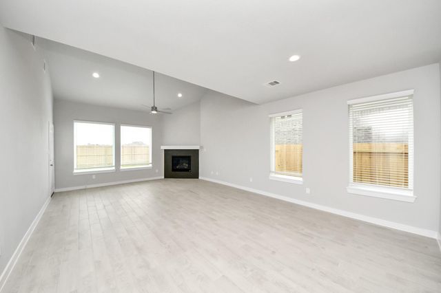 11127 Rose River Drive, Houston, TX 77044