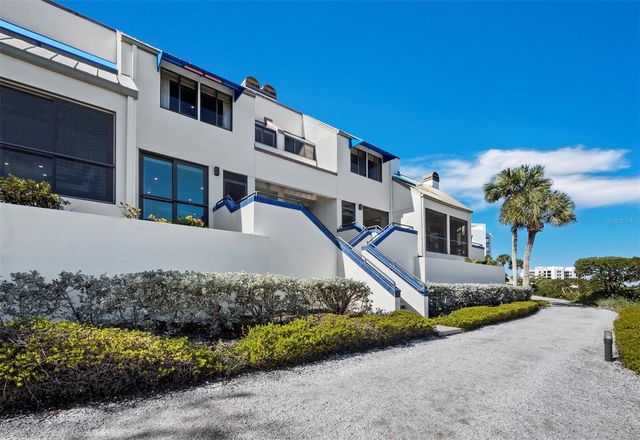 1918 HARBOURSIDE DRIVE 902, Longboat Key, FL 34228