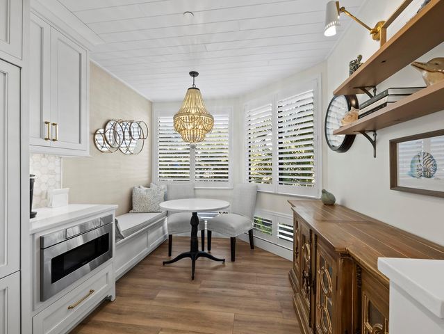 1918 HARBOURSIDE DRIVE 902, Longboat Key, FL 34228