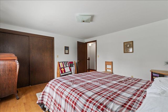 2818 Farview DRIVE, Richfield, WI 53076