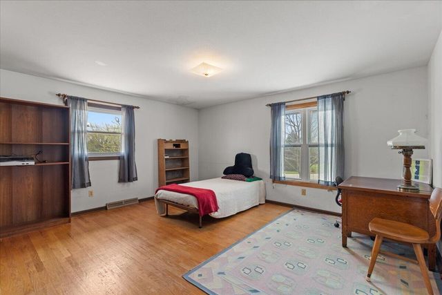 2818 Farview DRIVE, Richfield, WI 53076
