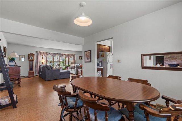 2818 Farview DRIVE, Richfield, WI 53076