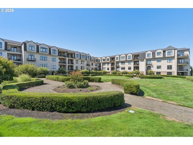 707 N HAYDEN ISLAND Dr 218, Portland, OR 97217