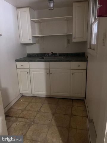 220 E KING ST, Shippensburg, PA 17257