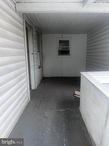 220 E KING ST, Shippensburg, PA 17257