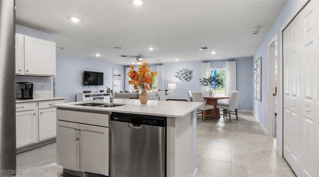 5021 NE Tradewinds CIR, Labelle, FL 33935