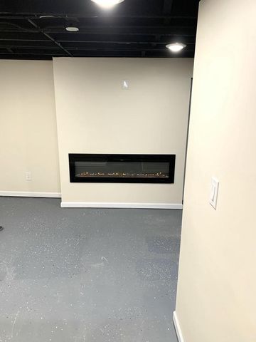 2040 Jay Eye See AVENUE, Racine, WI 53403