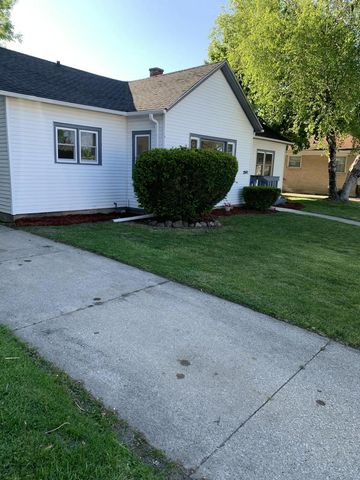 2040 Jay Eye See AVENUE, Racine, WI 53403