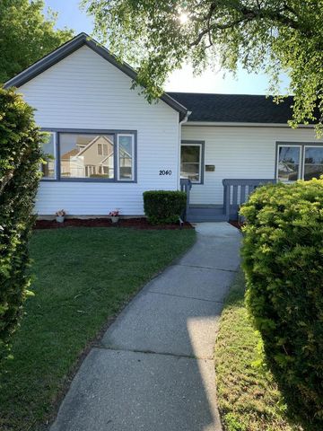 2040 Jay Eye See AVENUE, Racine, WI 53403