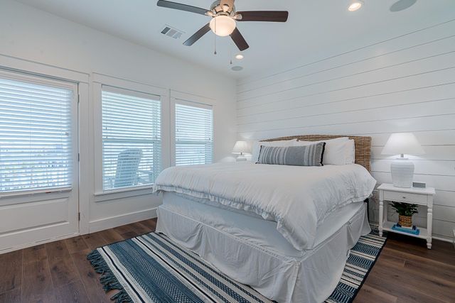 11642 Sea Butterfly, Galveston, TX 77554