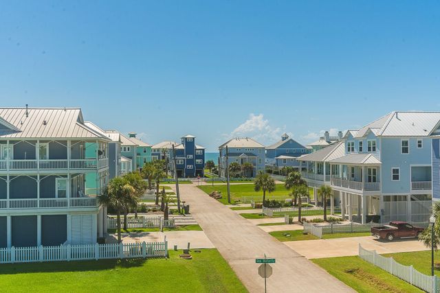 11642 Sea Butterfly, Galveston, TX 77554
