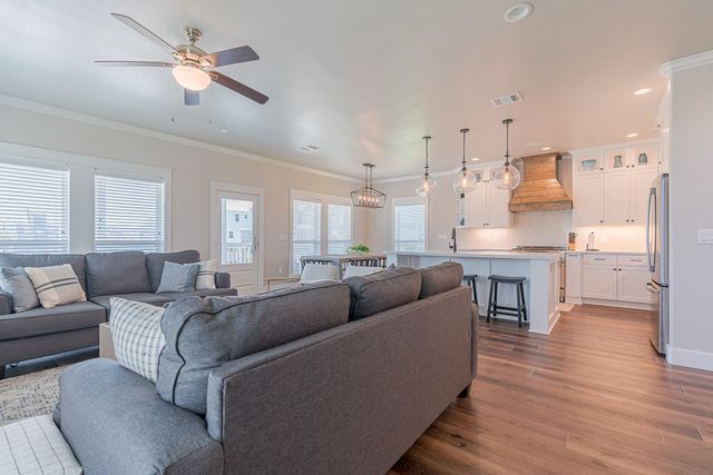 11642 Sea Butterfly, Galveston, TX 77554