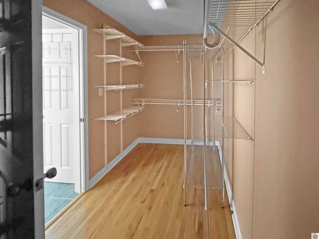 102 Meadowlark Rd, Princeton, KY 42445