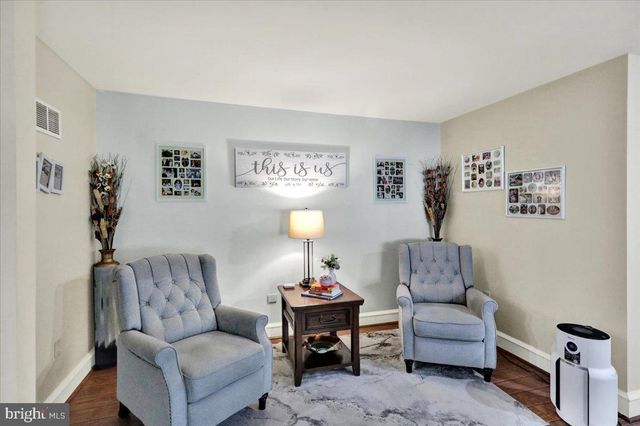 8 TUDOR CT, Mohnton, PA 19540