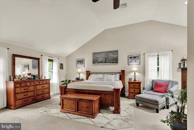 8 TUDOR CT, Mohnton, PA 19540