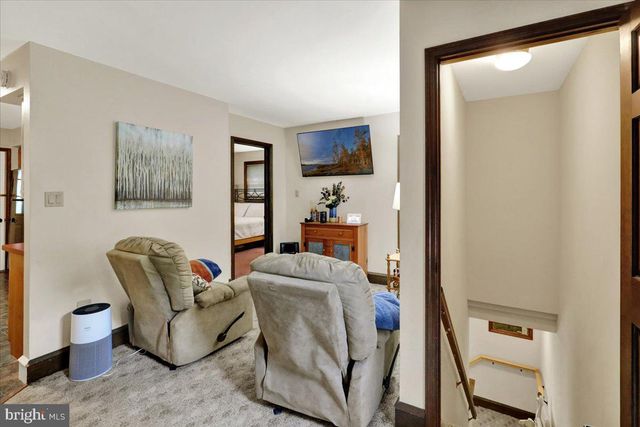 8 TUDOR CT, Mohnton, PA 19540