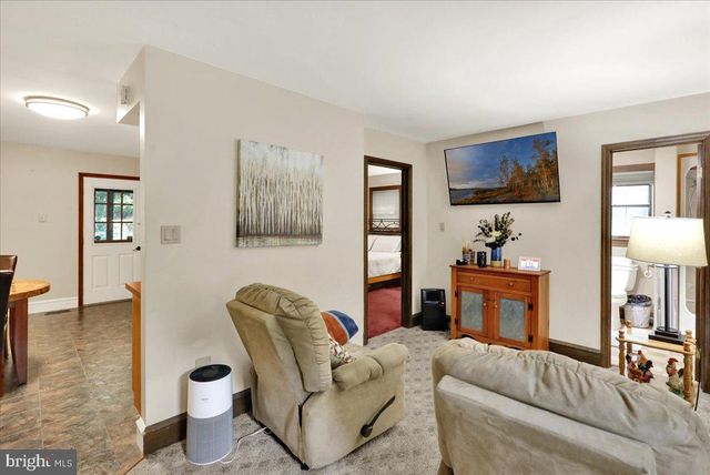 8 TUDOR CT, Mohnton, PA 19540