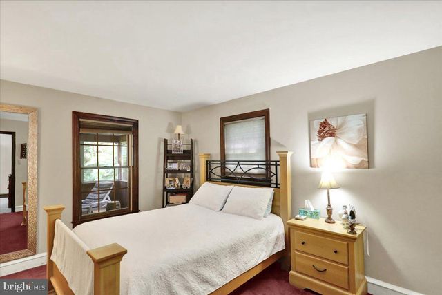 8 TUDOR CT, Mohnton, PA 19540