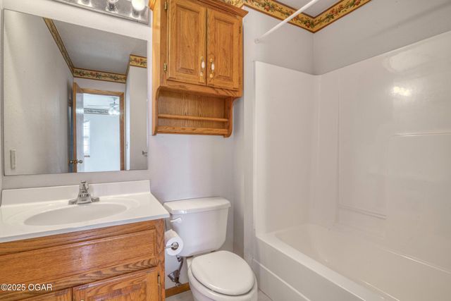 3222 Connecticut Avenue B, Joplin, MO 64804