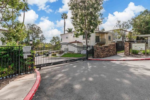 3635 Ash Street 7, San Diego, CA 92105