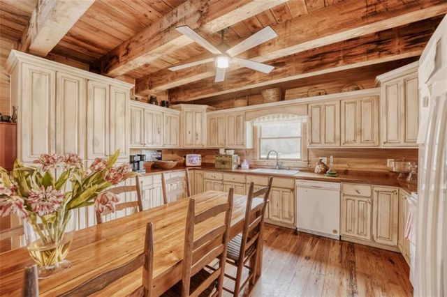 226 Vinson Mountain Road, Rockmart, GA 30153