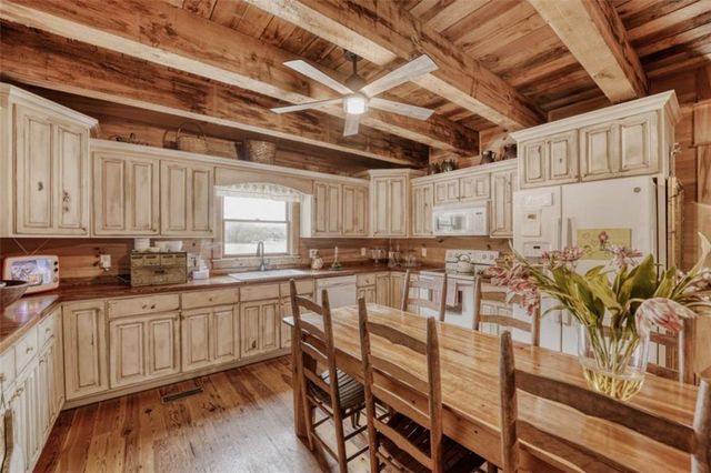 226 Vinson Mountain Road, Rockmart, GA 30153