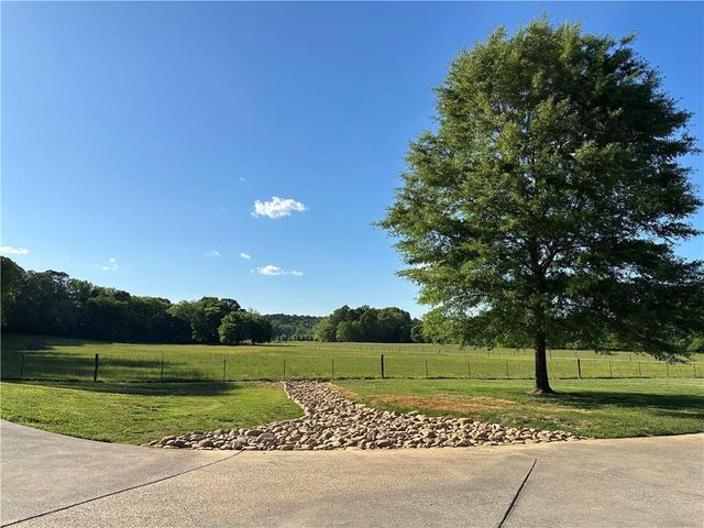 226 Vinson Mountain Road, Rockmart, GA 30153