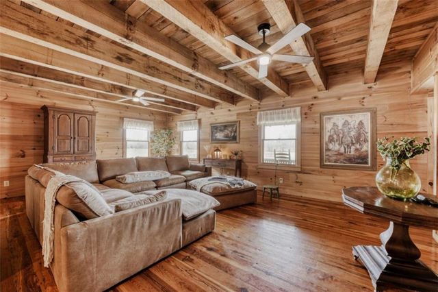 226 Vinson Mountain Road, Rockmart, GA 30153