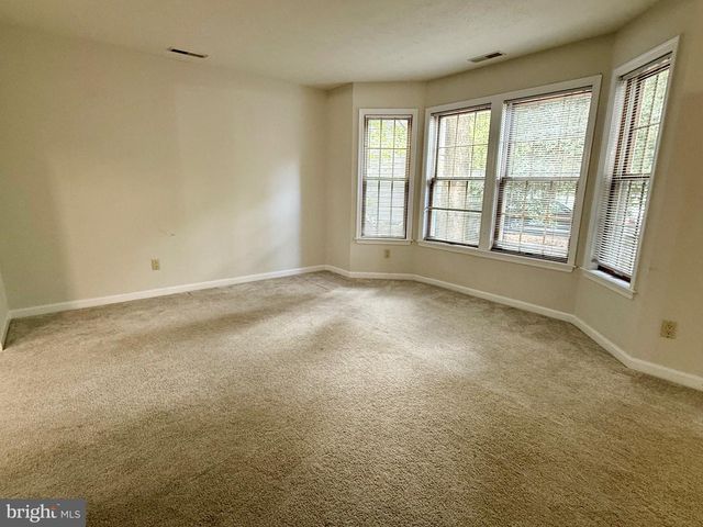 23124 AUTUMN LEAF WAY, California, MD 20619