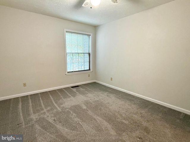 23124 AUTUMN LEAF WAY, California, MD 20619