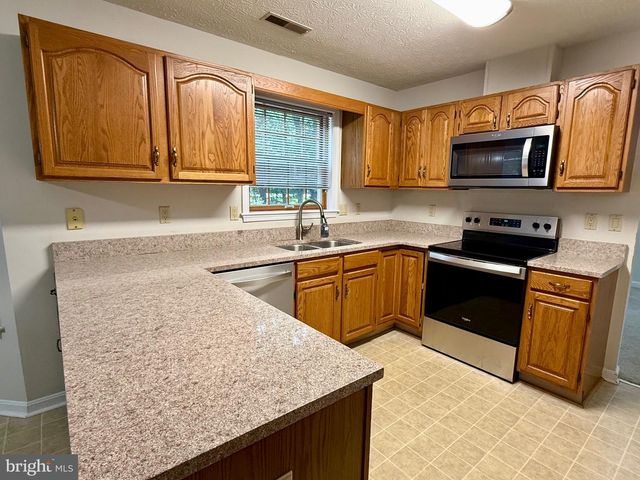 23124 AUTUMN LEAF WAY, California, MD 20619