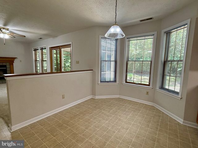 23124 AUTUMN LEAF WAY, California, MD 20619