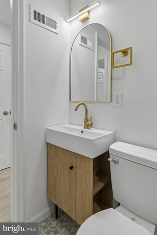 21 E SILVER ST, Philadelphia, PA 19134