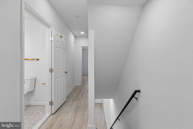 21 E SILVER ST, Philadelphia, PA 19134