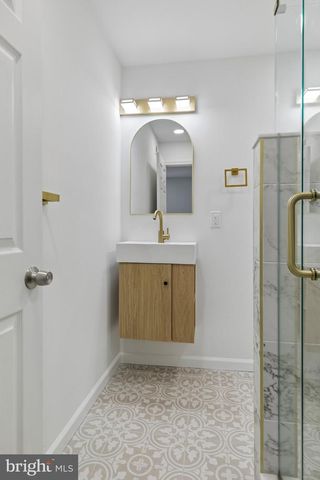 21 E SILVER ST, Philadelphia, PA 19134