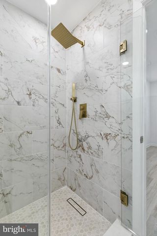 21 E SILVER ST, Philadelphia, PA 19134