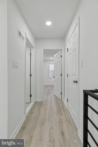 21 E SILVER ST, Philadelphia, PA 19134