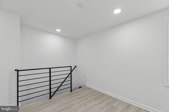 21 E SILVER ST, Philadelphia, PA 19134