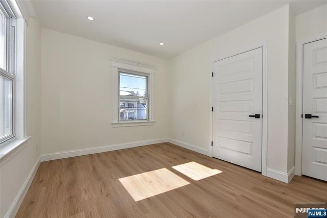 383 Lafayette Avenue 2nd floor, Hawthorne, NJ 07506