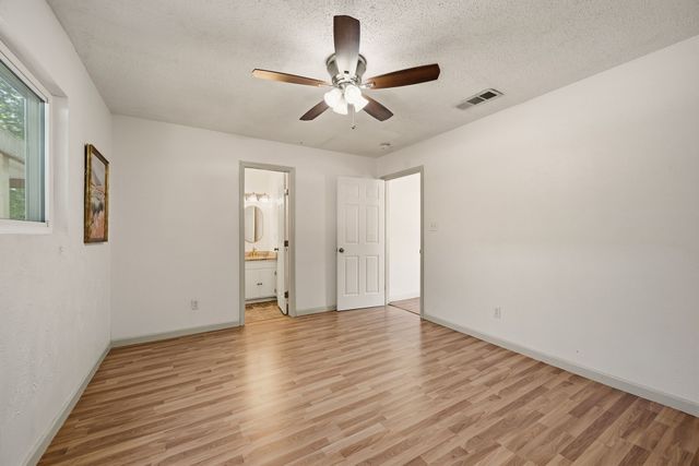 3608 Katrine Street, Haltom City, TX 76117