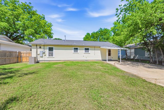3608 Katrine Street, Haltom City, TX 76117