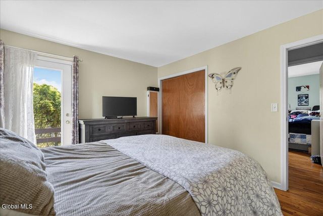 798 Westmoreland Drive, Niskayuna, NY 12309
