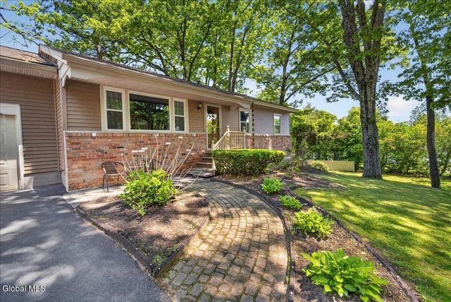 798 Westmoreland Drive, Niskayuna, NY 12309