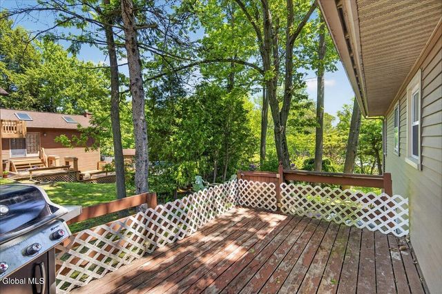 798 Westmoreland Drive, Niskayuna, NY 12309