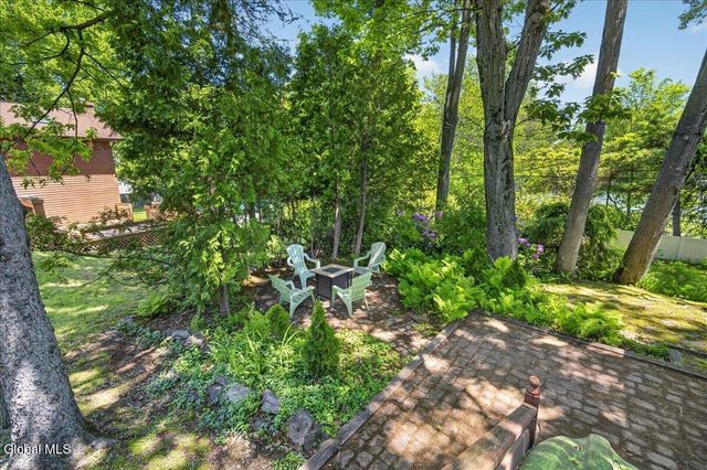 798 Westmoreland Drive, Niskayuna, NY 12309