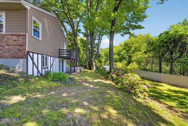 798 Westmoreland Drive, Niskayuna, NY 12309