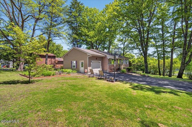 798 Westmoreland Drive, Niskayuna, NY 12309